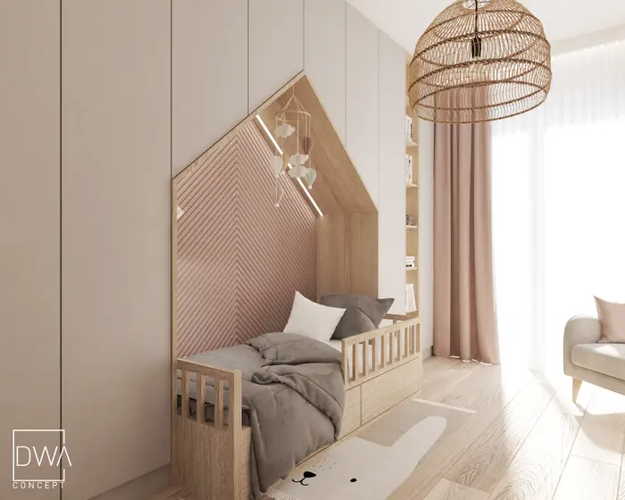 Pokój dziecięcy z łóżkiem w kształcie domku, karuzelą z balonami i regałem na książki - apartament w Krakowie